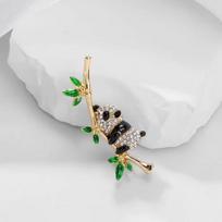 New Chinese Style Panda Brooch To Prevent Exposure Bamboo Festival High Cheongsam Collar Pin Cute Cartoon Animal Corsage