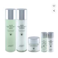 JIGOTT Aloe Aqua Balance Odos Priežiūros Rinkinys 5 vnt. Tonikas Losjonas Kremas Odos Priežiūros Rinkinys