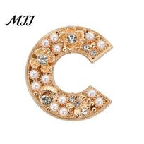 Commuting Outfit Brooch Retro Style Letter C-Shape with Rhinestones Imitation Sweater Pin Pearls Suits Coats Sweaters Dating Accessory Alloy Base