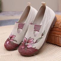 2025 Summer Old Beijing Cloth Shoes Women's Shoes Breathable Soft Sole Round Toe Embroidered Shoes Non-Slip Shoes Mom Shoes 35