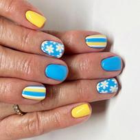 24x Glossy Full Cover Stick on Nail Lovely Flowers Press On Nail Solid Color Artificial Nail Short Square False Nail 1