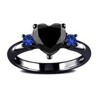 Heart-Shaped Black Gemstone Ring with Electroplated Gunmetal Finish Size 7 juoda