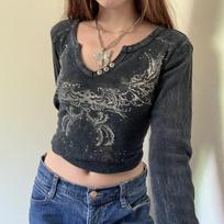 2KWEIRD Y2k Fairy Grunge Diamonds Graphic Print Crop Top Long Sleeve Slim Fit Pullovers Tees Women Vintage White Crop Top Clothes S
