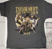 Taylor Swift The Eras concert Tour 2023 T-Shirt Dark Gray Graphic, Size Medium Unisex T-Shirt XXXL