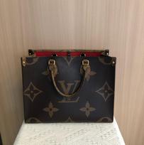 [Pre-Owned] Louis Vuitton Onthego MM 'Brown Giant Monogram/Brown Monogram Reverse Canvas' - Good #1KVRUOA ONE SIZE