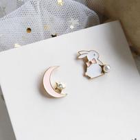 New 2023 Sweet Geometric Circular Drop Earrings for Women Long Asymmetric Fine Moon Rabbit Cute Fashion Earrings