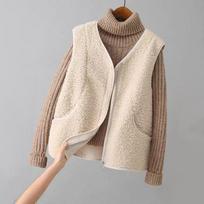 Women's V Neck Sleeveless Fleece Vest Loose Fit Solid Faux Lamb Wool Zip Up Waistcoat Casual Layering Outerwear Gilet M