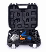 Gręžtuvai, suktuvai, perforatoriai // Smūginiai suktuvai / veržliasukiai // \nElektryczny klucz udarowy 1/2" + walizka + nasadki KD1796\n