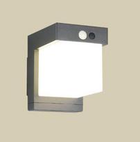 Trio Colombo hybrid solar LED sienas lampa matt black motion+dusk sensor 4000K  R23286132 4017807647983