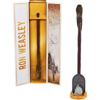 Spinmaster Wizarding World Harry Potter - Authentic Ron Weasley Wand (with Hogwarts Holder)