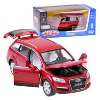 Automobilis Audi Q7 1:32 metalinis automobilis ZA3748