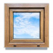 PVC langas Auksinis ąžuolas 50x50 DEŠINĖS pusės naujas 500x500 mm atverčiamas ir atidaromas dvigubo stiklo paketas