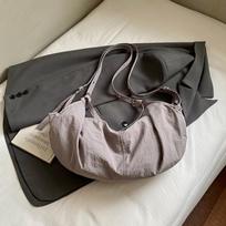 Canvas Nylon Crossbody Bag Lightweight Dumpling Bag Sweet Nylon Shoulder Bag  Outdoor