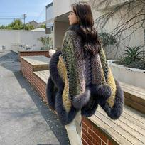 Fur shawl women's outdoor outfit for autumn and winter, fashionable and stylish new style, high-end scarf with thickened cape for women gray
