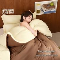 Lying Island Bear Hug Butter Bear Winter Duvet