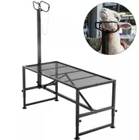 Galvijų ir ožkų kirpimo stovas su tiesiu galvos laikikliu 130x58 cm metalinis rėmas juodas