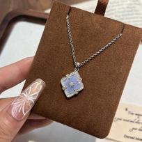 Italian Retro Court Style Buchi Window Grilles Purple Chalcedony Pine Four-Leaf Clover Set Necklace Bracelet Earrings Live Stream
