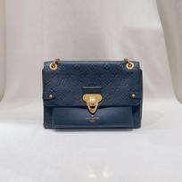 [Pre-Owned] Vavin PM Lock Closure Grainy Leather Empreinte Chain Bag Handbag Crossbody Shoulder Bag - Very Good #39C1G2 ONE SIZE