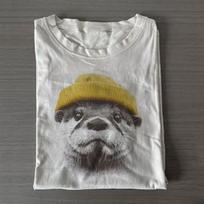 Retro upinis ūdra su kepure t-shirt, juokinga virusinė t-shirt Unisex T-Shirt XXXXL white