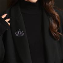 Sparkly Brooch for Women - Lapel Pin for , Blazers, Jackets - Elegant Brooch for Wedding, Party and Daily Wear one size
