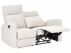 2 vietų sofa su manualine relaksacijos funkcija VERDAL, veliūrinė, smėlio spalvos, su ištraukiama kojų atrama