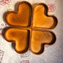 Heart-Shaped Walnut Wood Candy and Nut Tray 17x16x3 cm