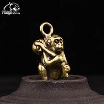 Sendinto žalvario 3D tailandiečių runų zodiako jaučio pakabukas - sėkmę nešantis automobilio pakabukas raktų pakabukas