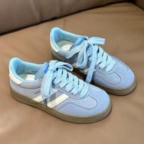 Women's Low Cut Athletic Shoes With Lace Up Stripes For Casual Day Wear 35