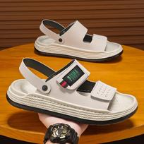 Men's clog shoes, new comfortable men's closed-toe slippers, home and outdoor thick, women's beach waterproof shoes 38