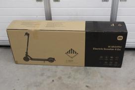 SALE OUT. Xiaomi Electric Scooter 4 Go EU | Xiaomi Electric Scooter 4 Go EU | 250 W | 20 km/h | 8.1 " | 3 month(s) | Black/Orang