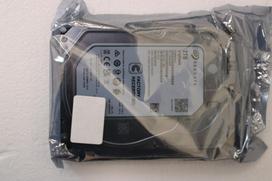 SALE OUT. SEAGATE ST2000VX017 SkyHawk Surveillance 2 TB, 256MB, SATA 6Gb/s | SALE OUT. Seagate ST2000VX017 SkyHawk Surveillance