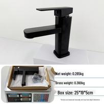 Karšto ir šalto vandens varinis šerdies krioklio maišytuvas praustuvei ir stalviršiui 350 Square Single Hole/Black