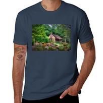 Cabin in the Woods TShirt Holiday Lightweight TShirt S