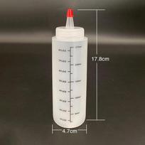 250ml Plastic Needle-nosed Scale Squeeze Bottle Squeezable Bottle With Leak-proof For Kitchen Salad Sauce Squeeze Bottle