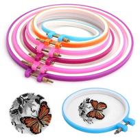 5 vienetų plastikinių siuvinėjimo ir kryželiu siuvinėjimo lankelių rinkinys Siuvinėjimo lankelio žiedinis rėmas Reguliuojami siuvimo įrankiai pink