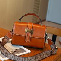 Women's Genuine Leather Square Shoulder Bag 2026 New Fashionable Crossbody Purse Soft Cowhide Clutch Handbag