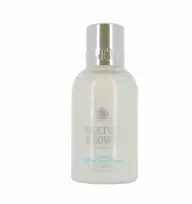 Molton Brown Coastal Cypress & Sea Fennel Hydrating Losjonas kūnui, 100 ml