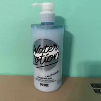 Victoria Secrets Victoria's Secret Rožinė Vanduo Hydrating Losjonas kūnui, 415 ml