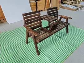 Koduva Lauko suolas su atlenkiamu centriniu staliuku, medinis, 153 x 64 x 84 cm