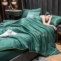 100% Washed Silk Summer Quilt Embroidery Smooth Ice Cooling Comforter for Bed Silky Solid Blanket Soft Cool Summer Blanket 150x200cm-1PCS