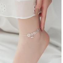 BELLA BOX 2025 New Model - One Step At A Time - Clicking Foot Chain - Personalized Design - Trendy Bestseller - Anklet Chain Length: 20 + 6 cm sidabras