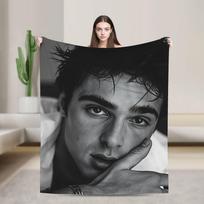 Soft Blanket Decorative Jacob Elordi Actor Portrait Throw Blanket  Flannel Bedspread For Living Room Fluffy Sofa Bed Cover 130x150cm