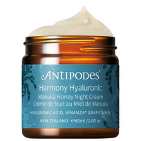 ANTIPODES, Odą šviesinantis ir drėkinantis naktinis kremas su manuka medumi, 60 ml
