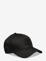 New Era - Mlb League Ess 940 Neyyan - Kepurė - Juoda