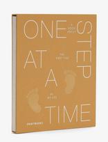 PRINTWORKS - One Step At A Time - A Book About The First Time In My Life - Kalendoriai ir užrašų knygelės - Smėlio