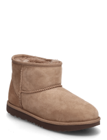 UGG - K Classic Mini Ii - Žieminiai batai užsimaunami - Smėlio