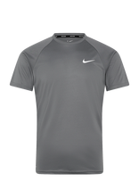 NIKE SWIM - Nike Essential Short Sleeve Hydroguard - Sportiniai marškinėliai - Pilka
