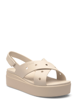 Crocs - Brooklyn 4U Cross Strap Sandal - Platforminės basutės - Smėlio