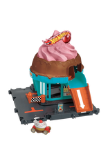 Hot Wheels - City Downtown Ice Cream Swirl Playset From The Series “Let’s Race” With 1 Toy Car - Žaidimų rinkiniai - Mėlyna