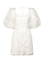 Bubbleroom - Puff Sleeve Embroidered Dress - Trumpa suknelė - Balta